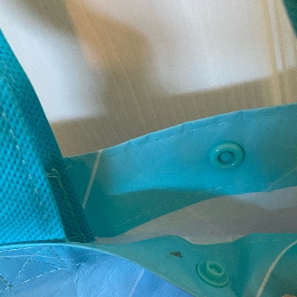 ivviva HTF Ombre Abstract Reusable Tote Bag - Picture 4 of 5